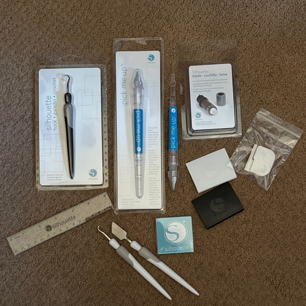 Silhouette Cricut Craft Tool Set with Pick-Me-Up and Accessories NEW!!